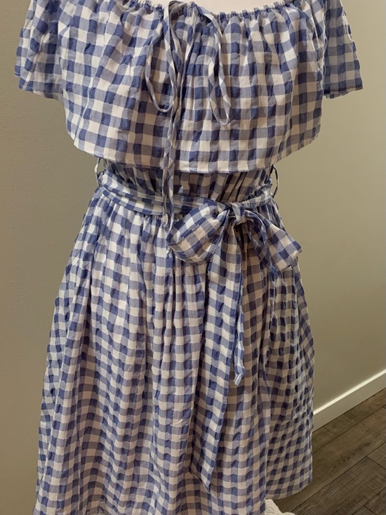 11-1-TYLHO Dresses & Skirts - Off-Shoulder Blue and White Gingham Midi Dress with Waist Tie